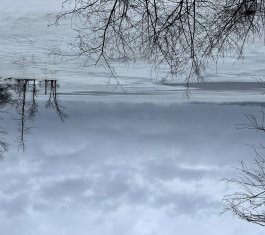 Ottawa river, covered in melting ice 