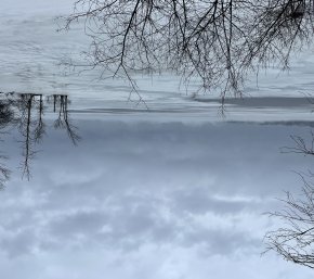 Ottawa river, covered in melting ice 