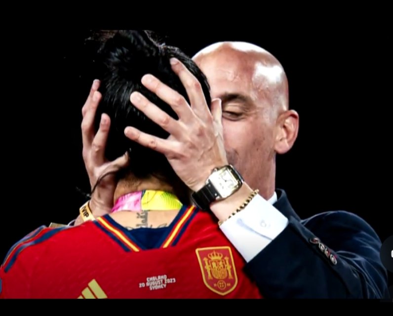 Luis Rubiales kissing Jenni Hermoso after the Spanish women's soccer team won the World Cup