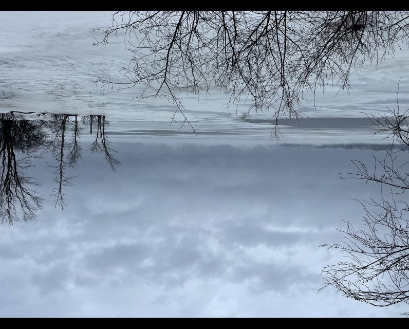 Ottawa river, covered in melting ice 