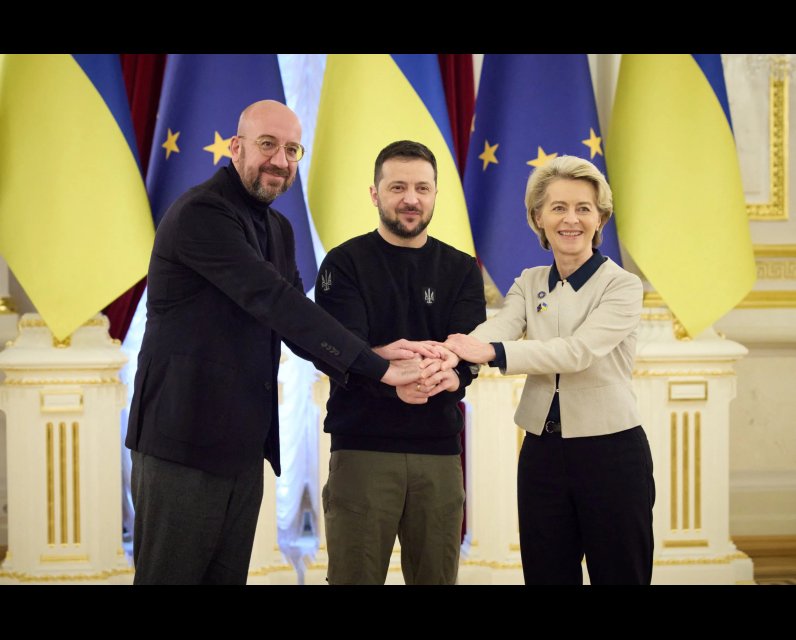 Ukrainian President Zelenskyy with EU leaders; c/o NBC News