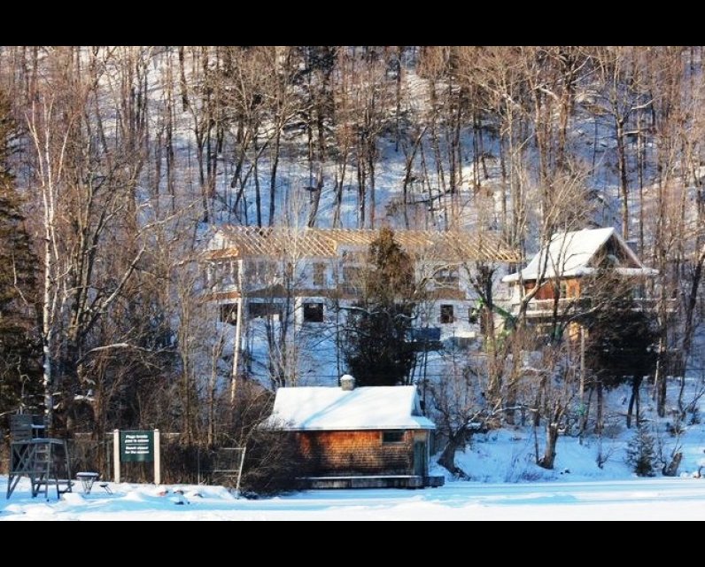 Construction of the 135th house in Gatineau Park since 1992, January 2022. A violation of all NCC policies.