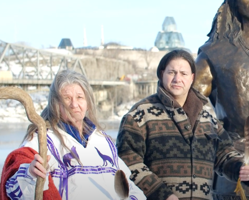 Kana:tso Mohawk Chief Jason Arbour and band mother Ginnette (Karahkwa Okwaho) Love, Kanienkehaka of Kana:tso (Mohawk of Kana:tso); Copyright: Unpublished Media Inc., 2021